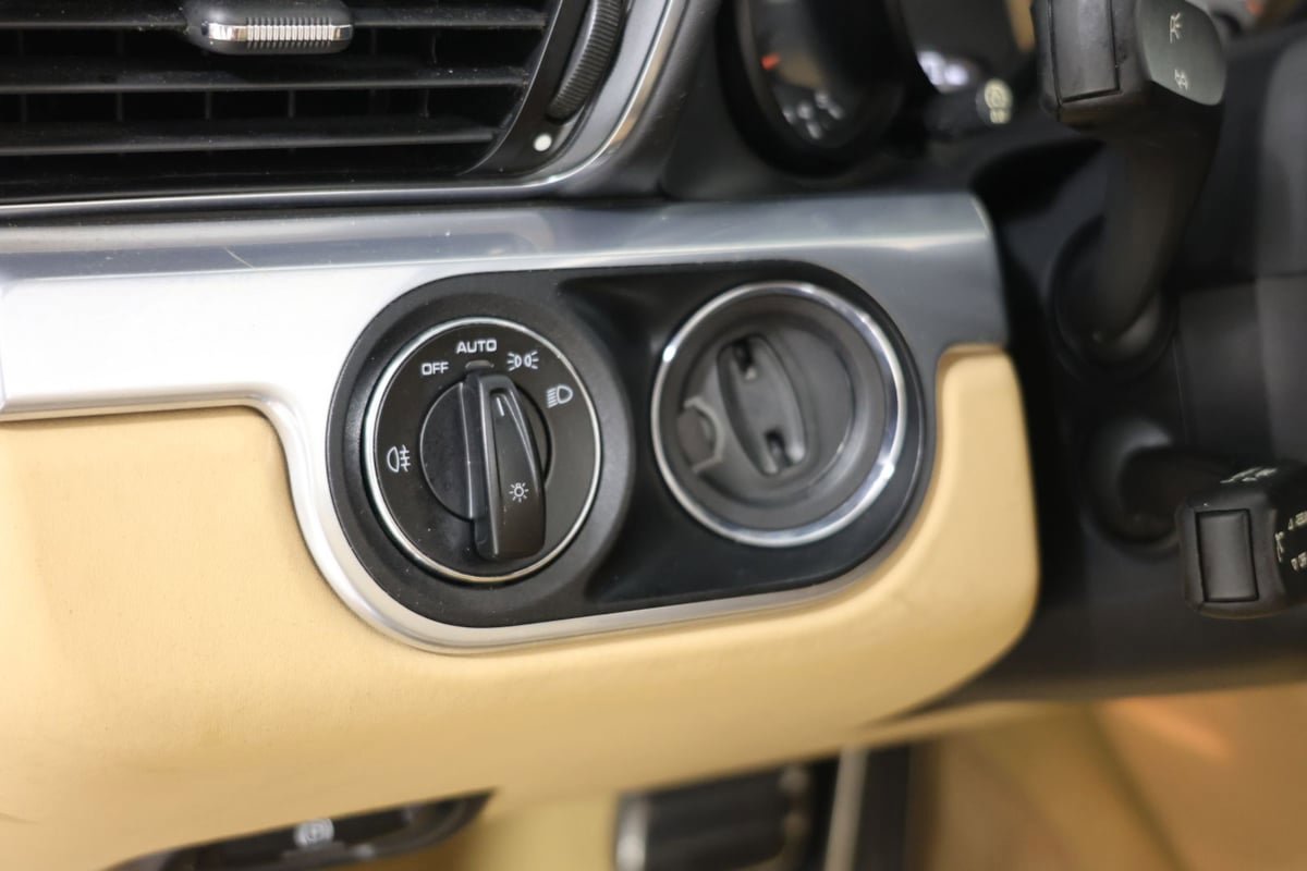 Used 2013 Porsche 911 Carrera S RWD image 17