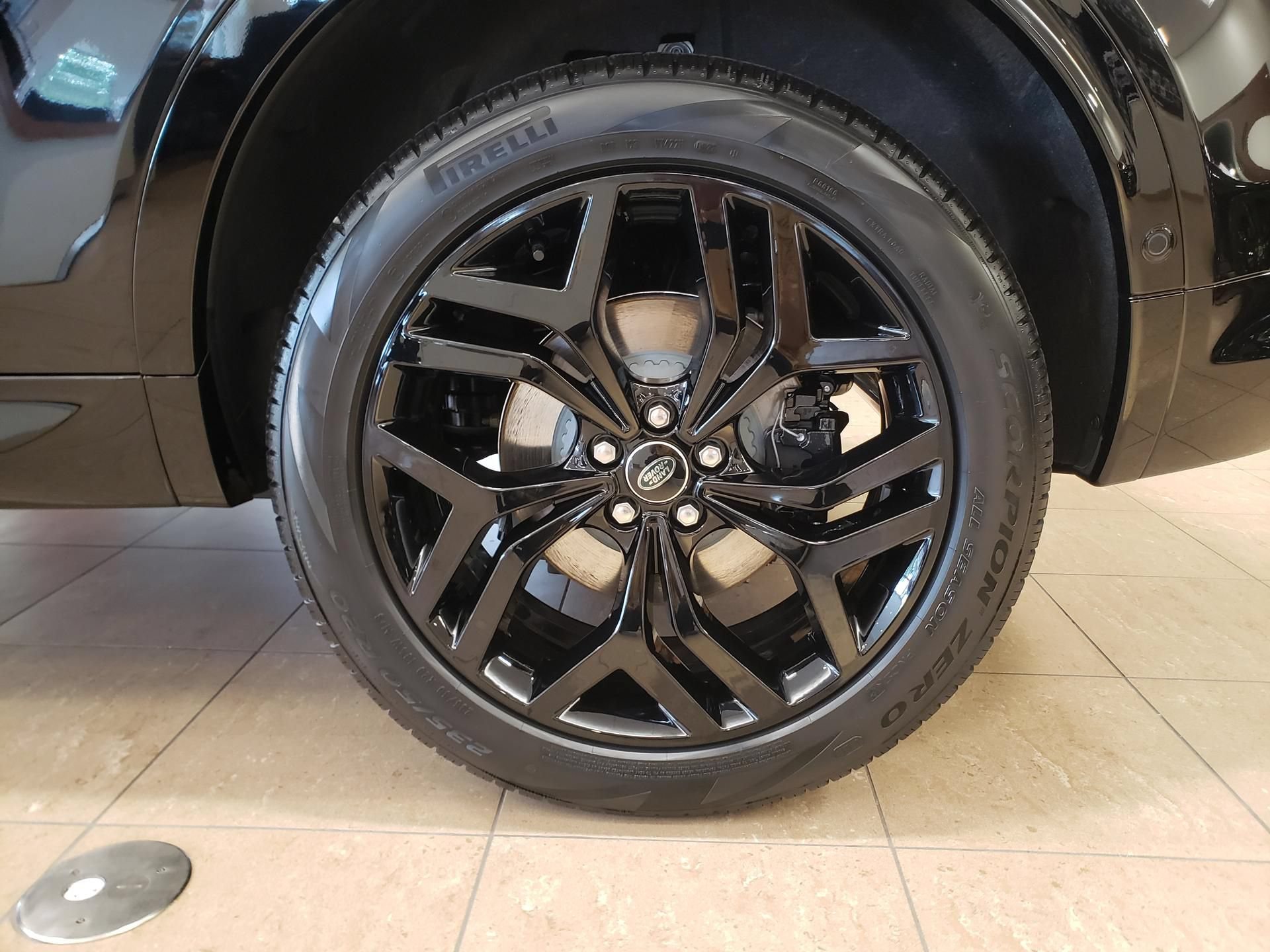 New 2026 Land Rover Discovery Sport Landmark AWD/4WD image 27