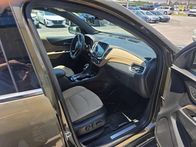 Used 2023 Chevrolet Equinox Premier AWD/4WD image 46