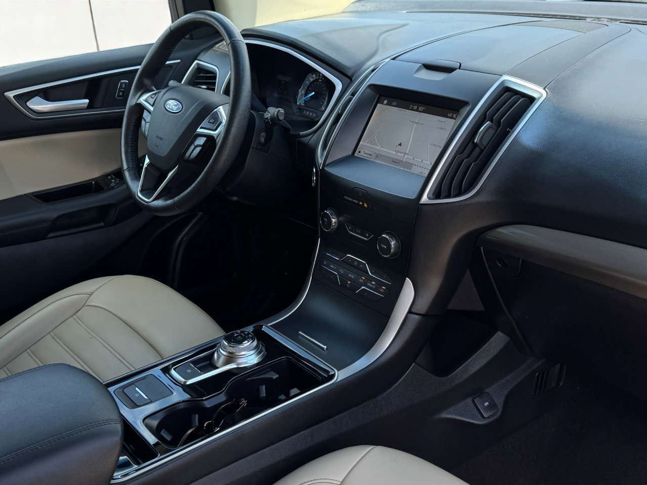 Used 2019 Ford Edge SEL w/ Equipment Group 201A image 13