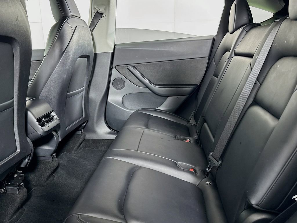 Used 2021 Tesla Model Y 2WD image 11