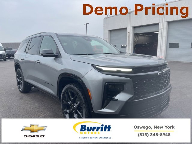 New 2025 Chevrolet Traverse RS w/ LPO, Floor Liner Package