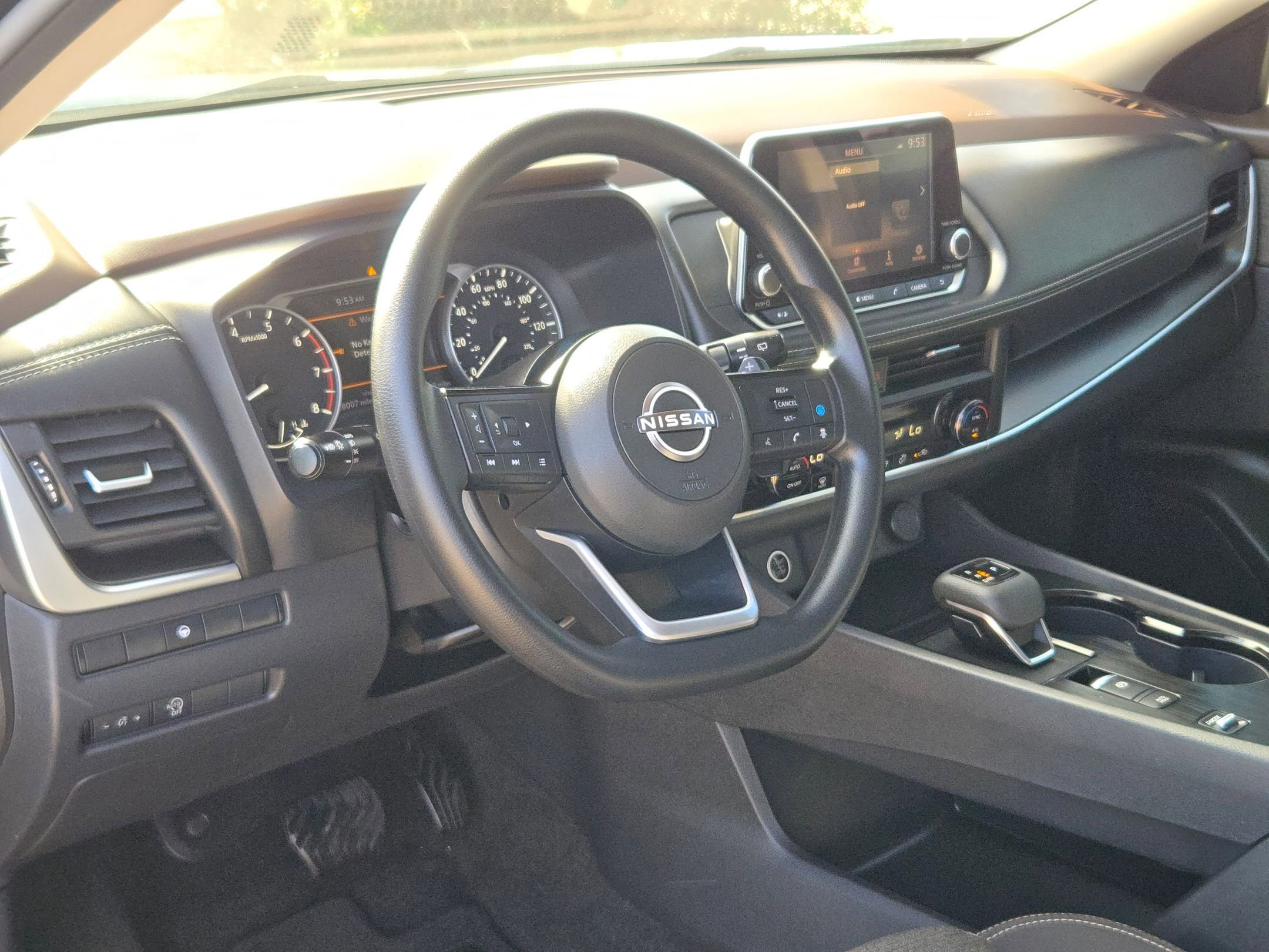 Certified 2023 Nissan Rogue SV image 10