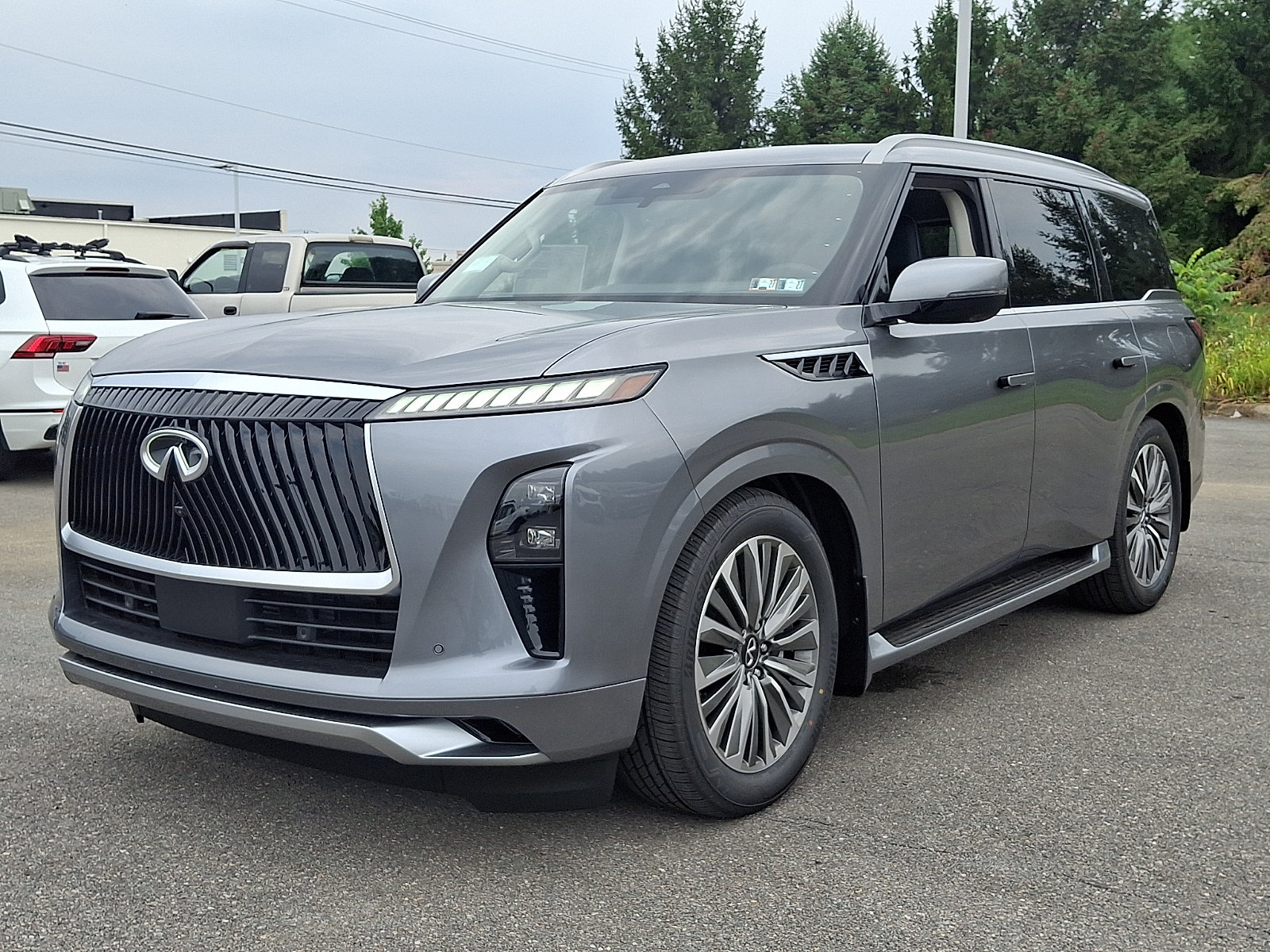 New 2027 INFINITI QX80 Luxe w/ Cargo Package AWD/4WD image 2