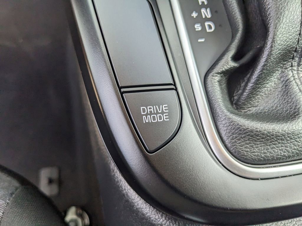 Certified 2025 Kia Soul LX image 29