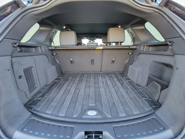 Used 2025 Land Rover Discovery Sport Dynamic SE image 12