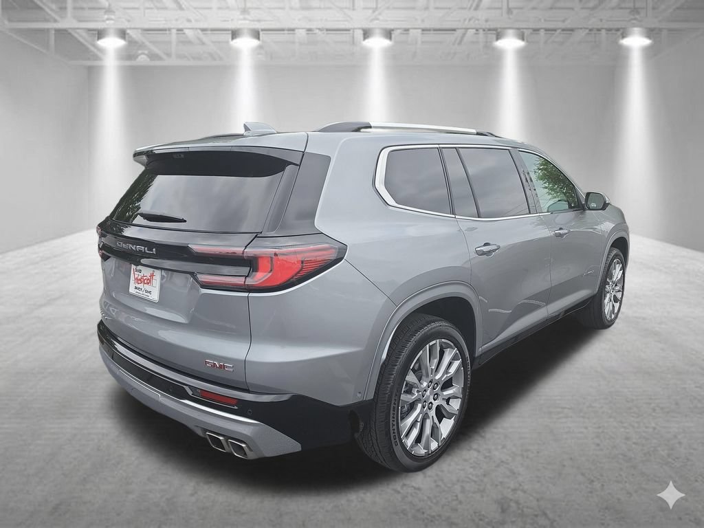 Certified 2025 GMC Acadia Denali w/ Super Cruise Package FWD image 4