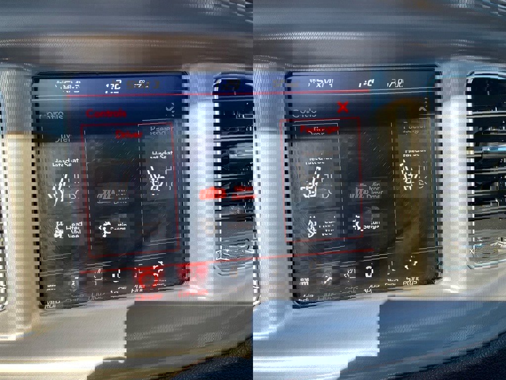 Certified 2023 Dodge Charger SXT w/ Cold Weather Package image 8