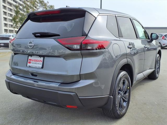 New 2026 Nissan Rogue SV FWD image 8