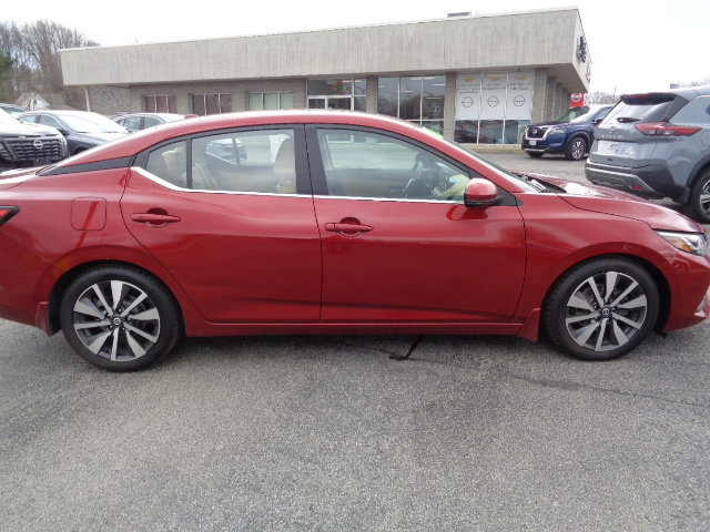 Used 2020 Nissan Sentra SV w/ SV Premium Package image 4