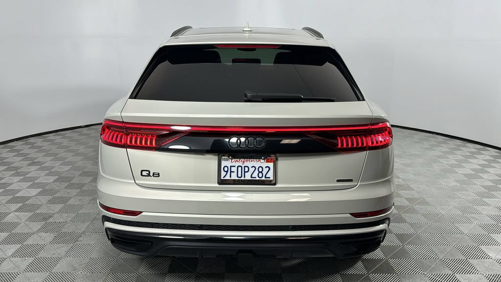 Used 2023 Audi Q8 Prestige AWD/4WD image 4
