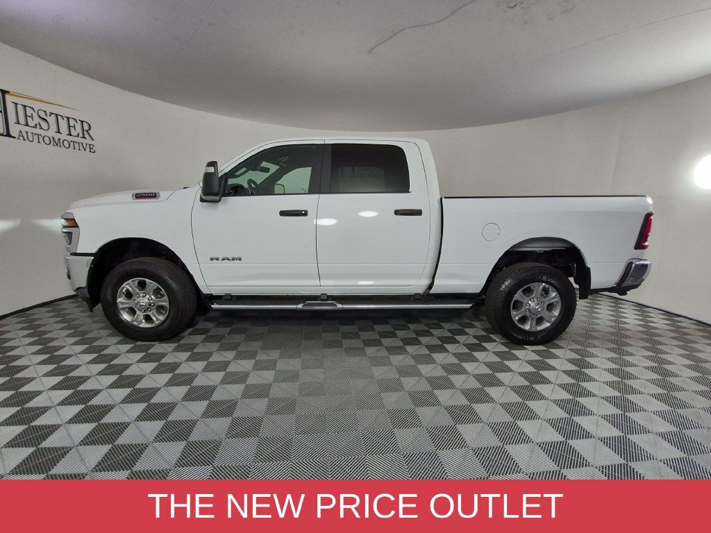 Used 2026 RAM 2500 Big Horn AWD/4WD image 7