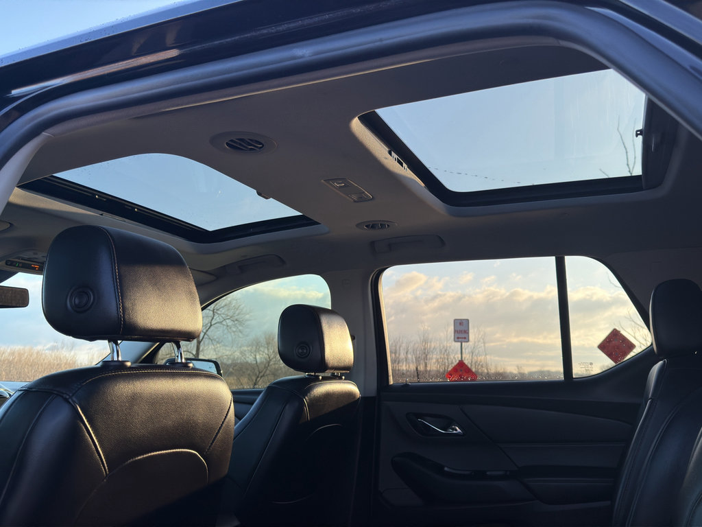 Used 2019 Chevrolet Traverse RS AWD/4WD image 39
