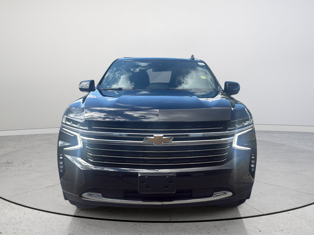 Used 2024 Chevrolet Suburban LT AWD/4WD image 4