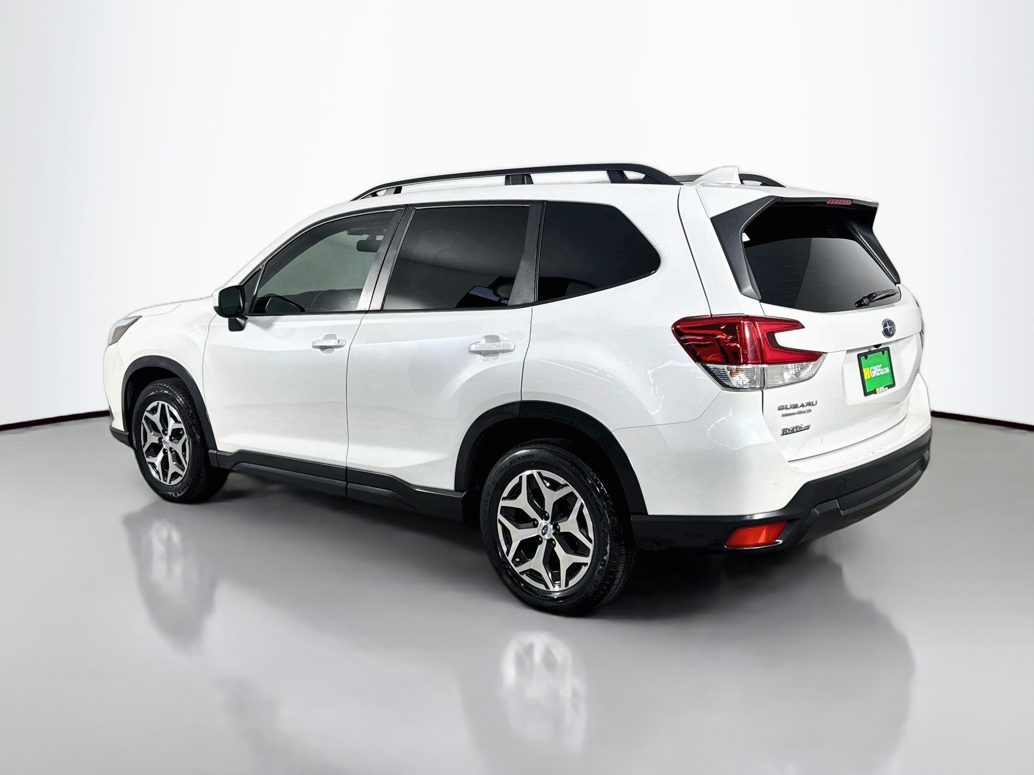 Used 2023 Subaru Forester Premium AWD/4WD image 7