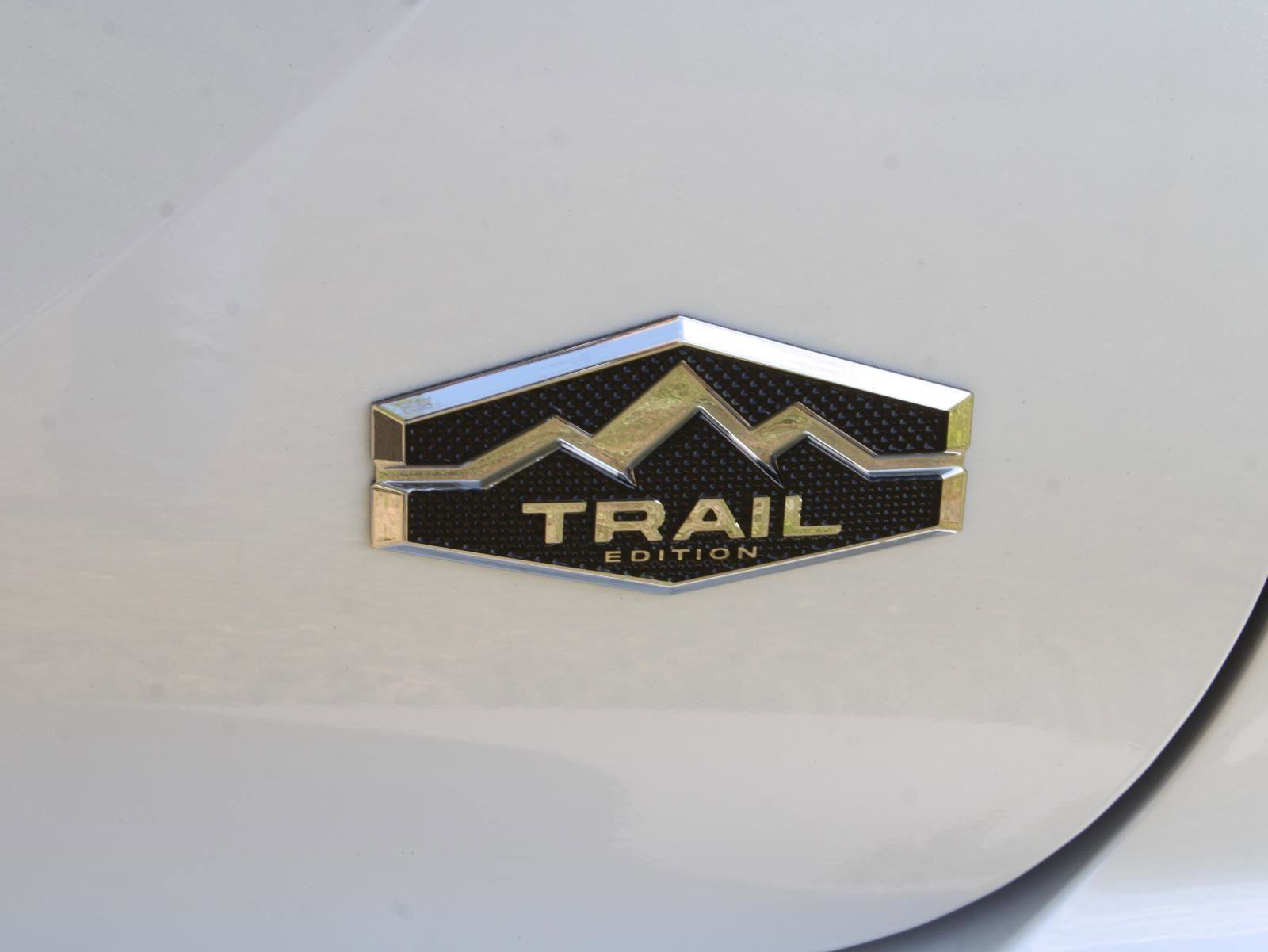 New 2025 Mitsubishi Outlander Trail Edition image 8