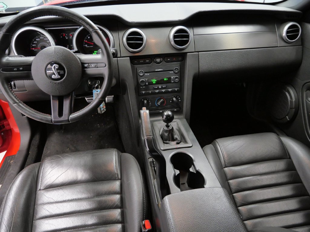 Used 2007 Ford Mustang Shelby GT500 RWD image 14