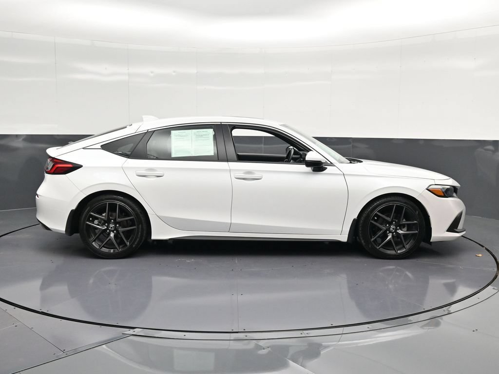 Used 2024 Honda Civic Sport Touring image 4