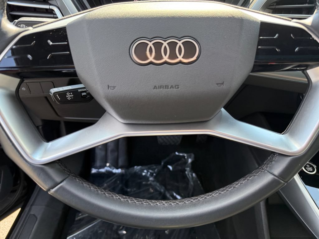 Used 2023 Audi Q4 e-tron Premium Plus w/ Premium Plus AWD/4WD image 17