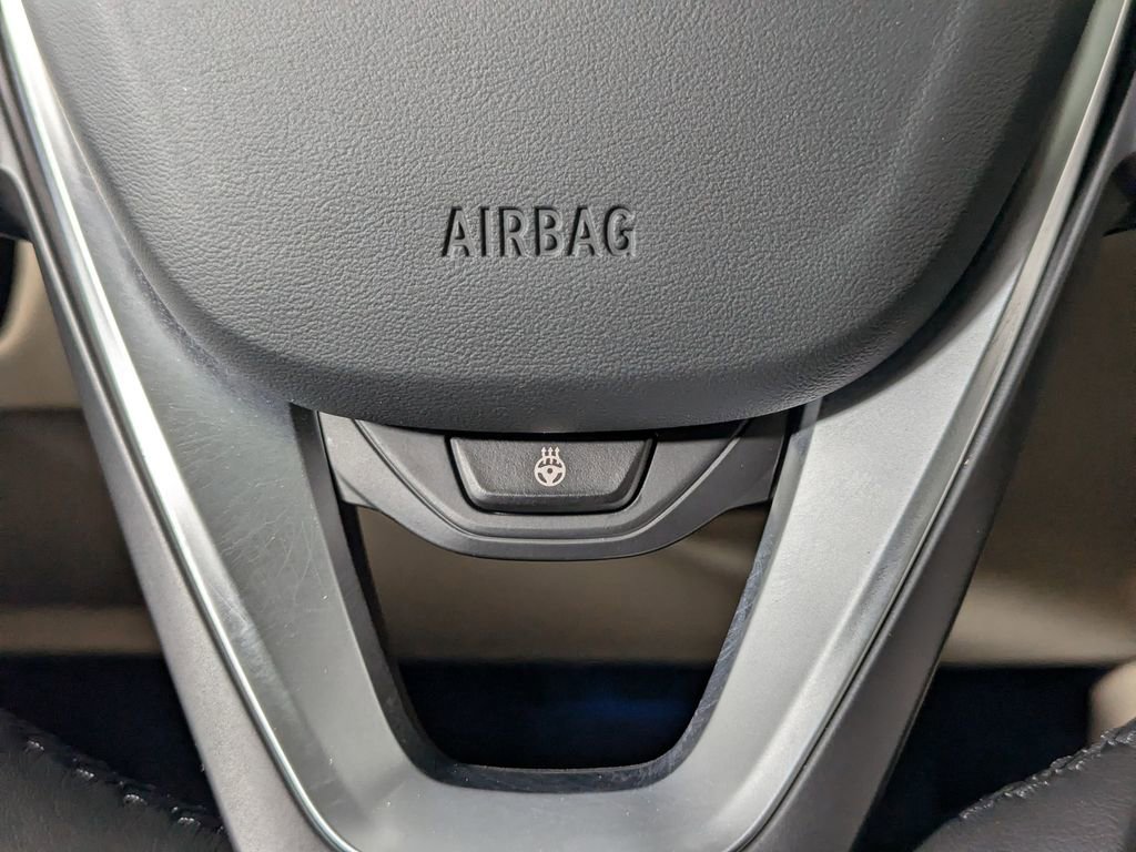 Certified 2023 BMW 330i xDrive Sedan w/ Premium Package image 33