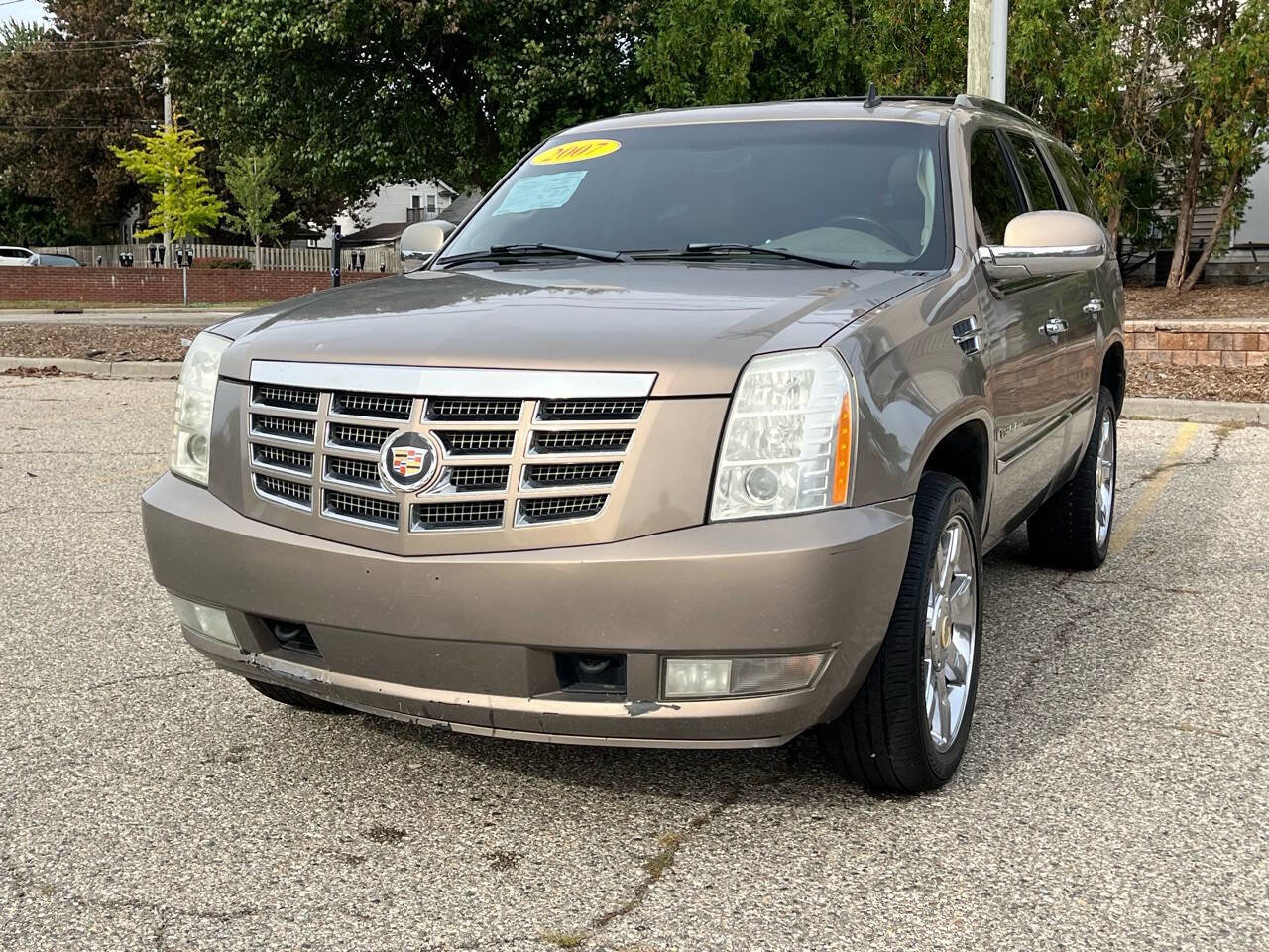 Used 2007 Cadillac Escalade AWD w/ Climate Package