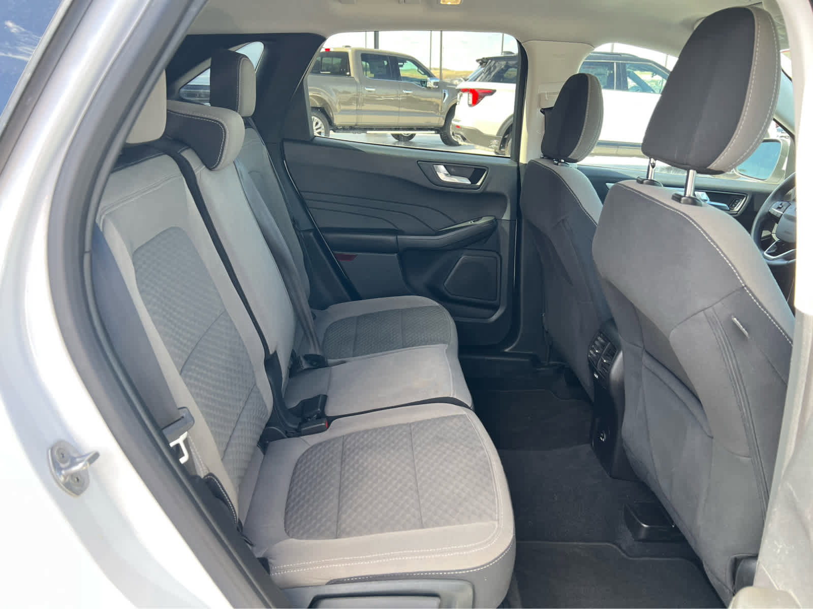 Used 2021 Ford Escape SE w/ Cold Weather Package image 25