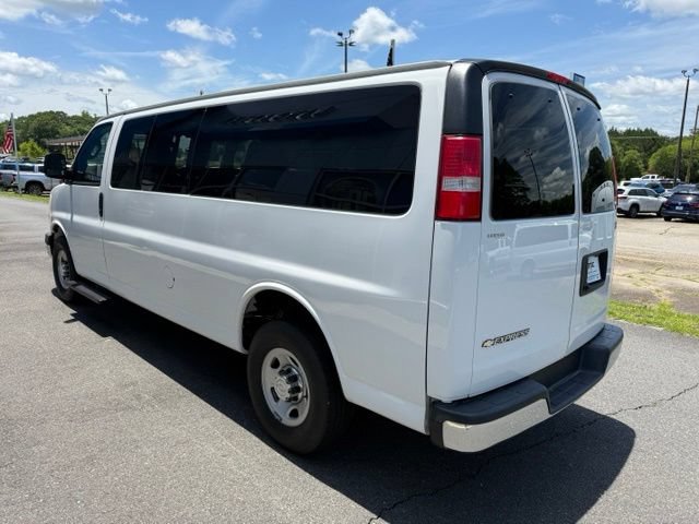 Used 2019 Chevrolet Express 3500 LT w/ LT Preferred Equipment Group RWD image 4