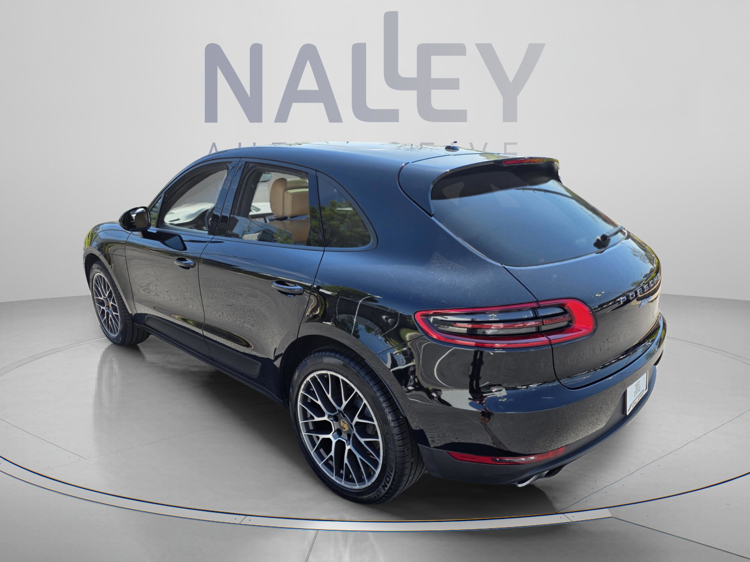 Used 2018 Porsche Macan image 3