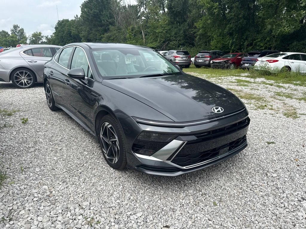 Certified 2026 Hyundai Sonata SEL FWD image 4