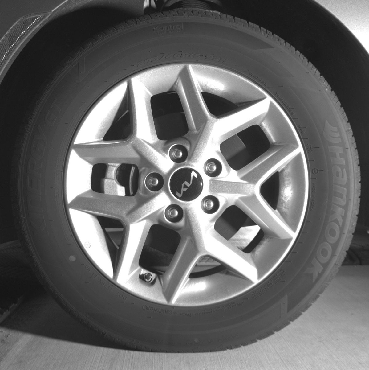 Used 2025 Kia Soul LX w/ LX Technology Package FWD image 12
