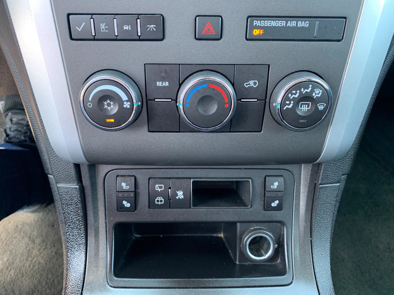 Used 2012 Chevrolet Traverse LT w/ All-Star Edition FWD image 23