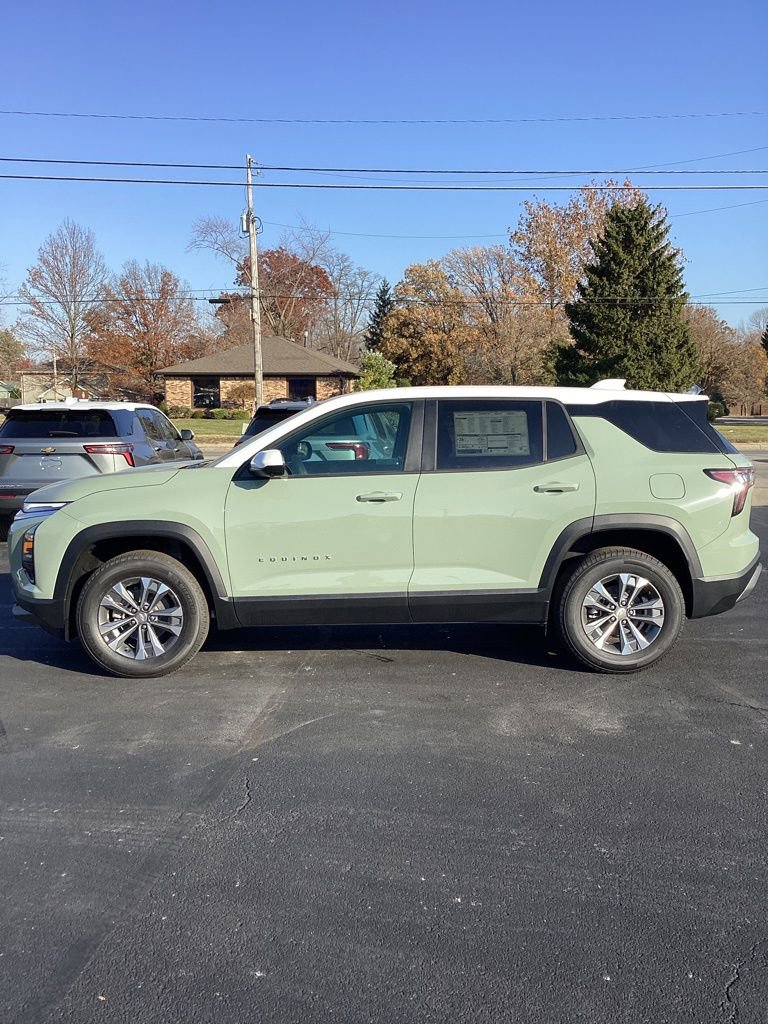 New 2026 Chevrolet Equinox LT w/ Convenience Package II image 3