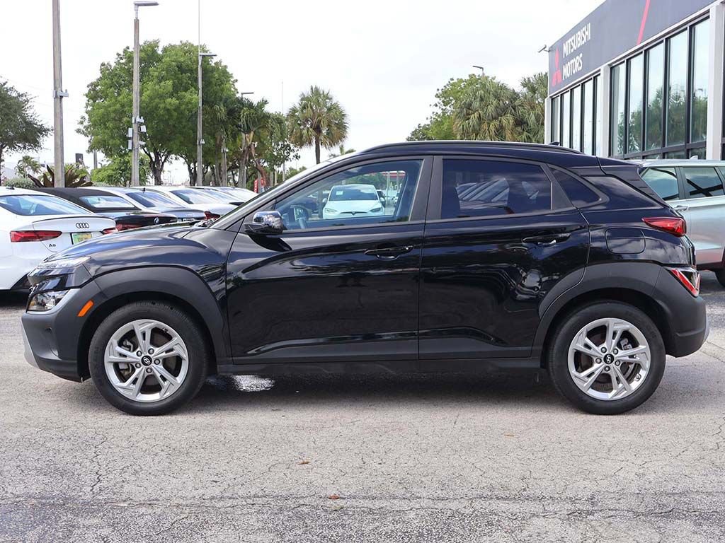 Used 2023 Hyundai Kona SEL w/ Cargo Package AWD/4WD image 16