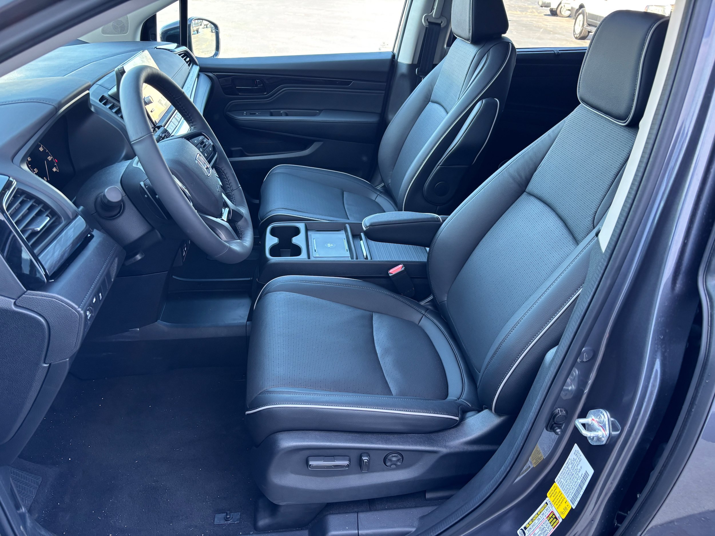 New 2026 Honda Odyssey Elite image 9