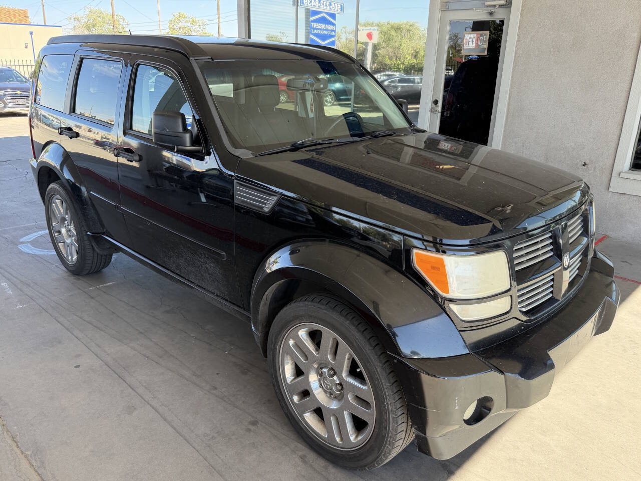 Used 2007 Dodge Nitro R/T RWD image 2