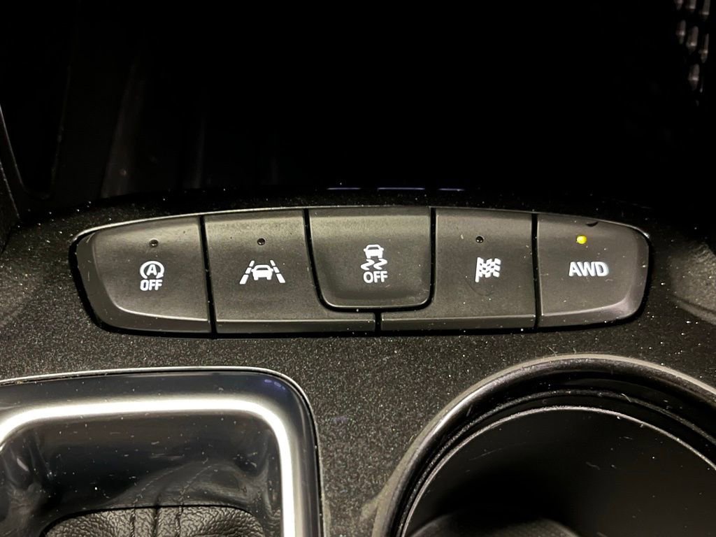 Used 2021 Chevrolet TrailBlazer ACTIV w/ Sun and Liftgate Package AWD/4WD image 12