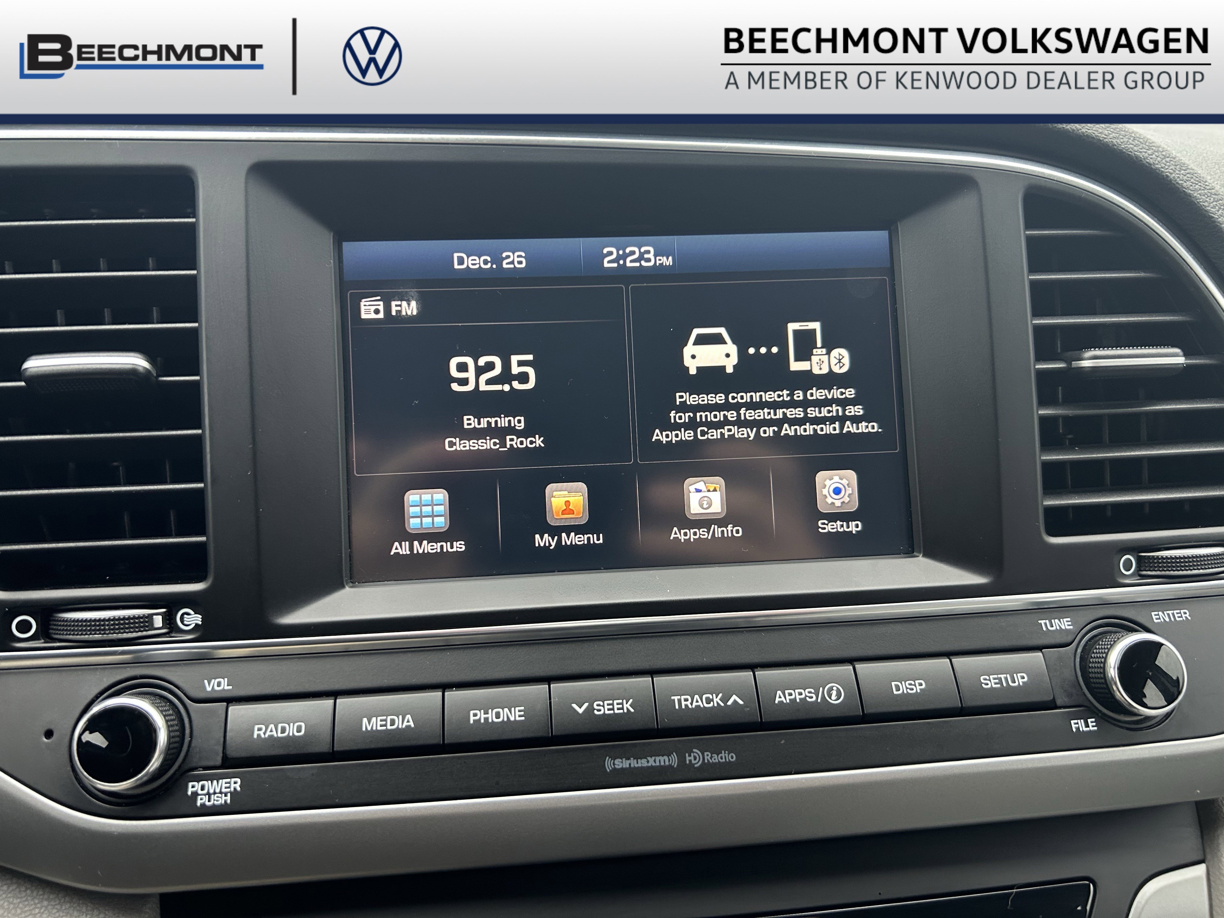 Used 2017 Hyundai Elantra SE image 12