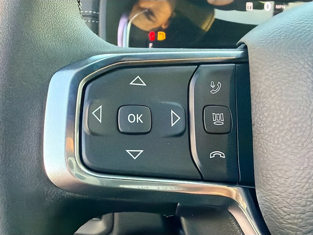 New 2026 RAM 3500 Laramie AWD/4WD image 35