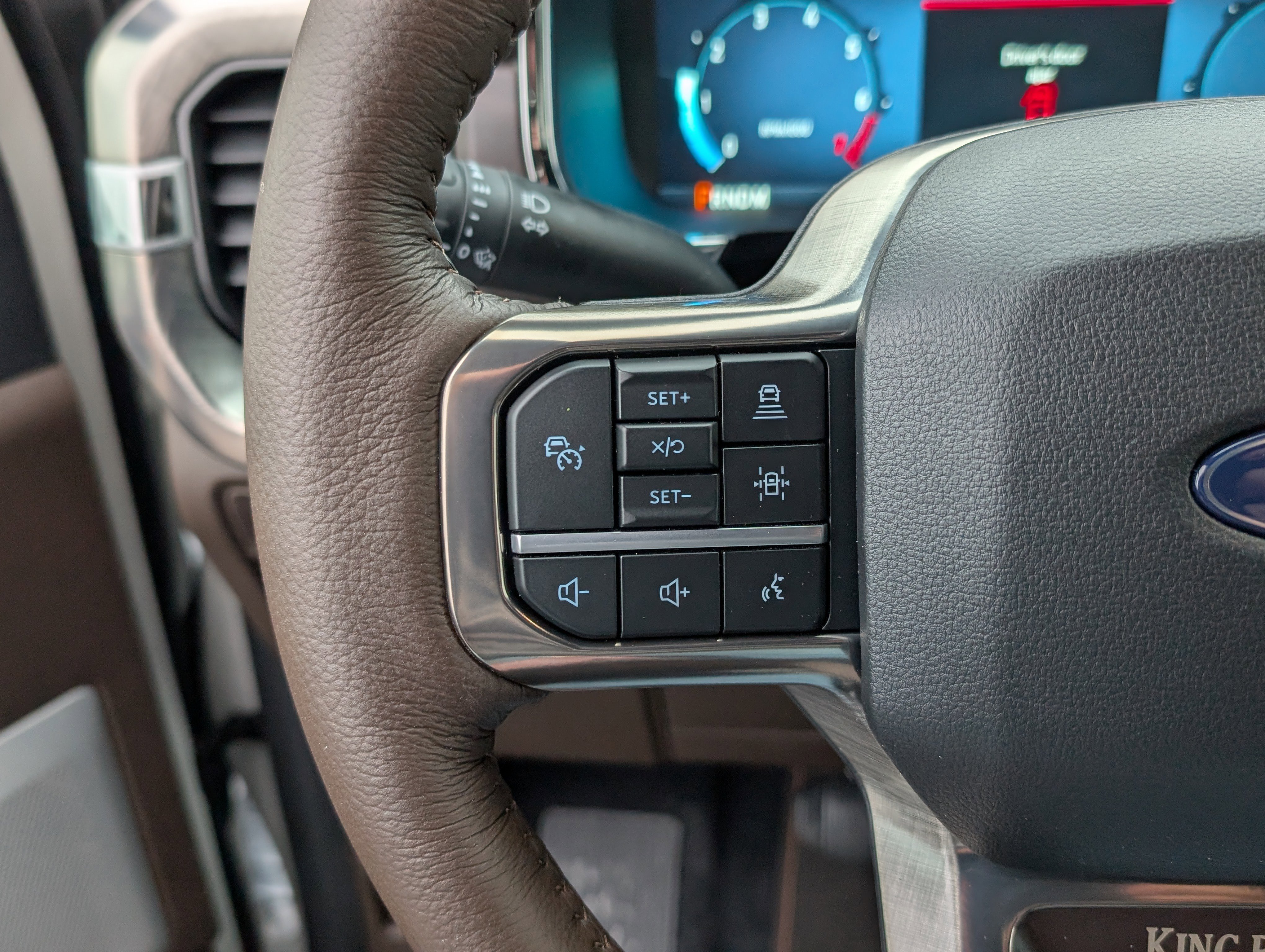 New 2026 Ford F150 King Ranch w/ Equipment Group 601A High image 23