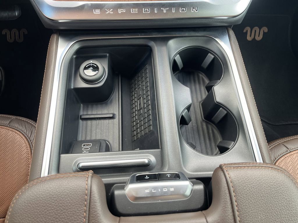 New 2025 Ford Expedition Max King Ranch AWD/4WD image 26