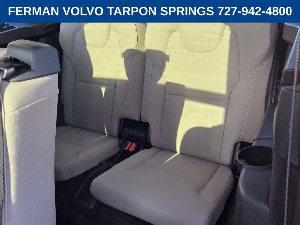 New 2027 Volvo XC90 T8 Plus AWD/4WD image 13