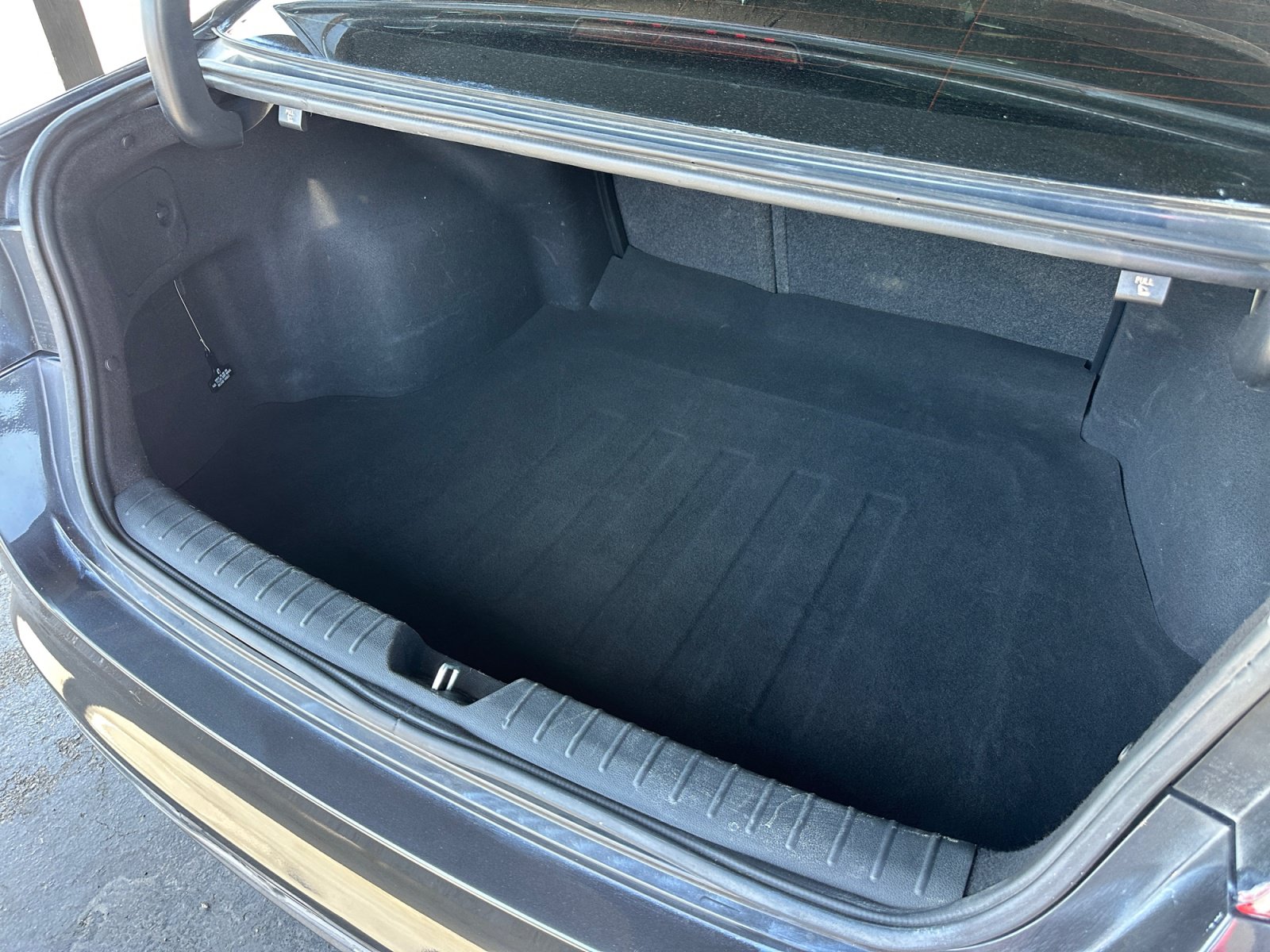 Used 2018 Kia Optima LX FWD image 25