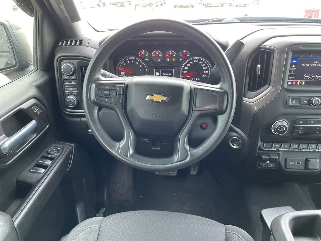 Used 2023 Chevrolet Silverado 1500 Custom image 12
