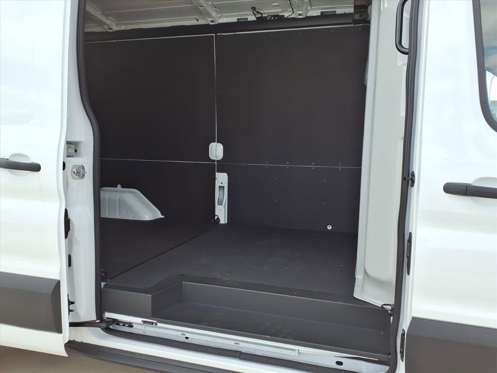 New 2026 Ford Transit 250 148 Medium Roof image 36