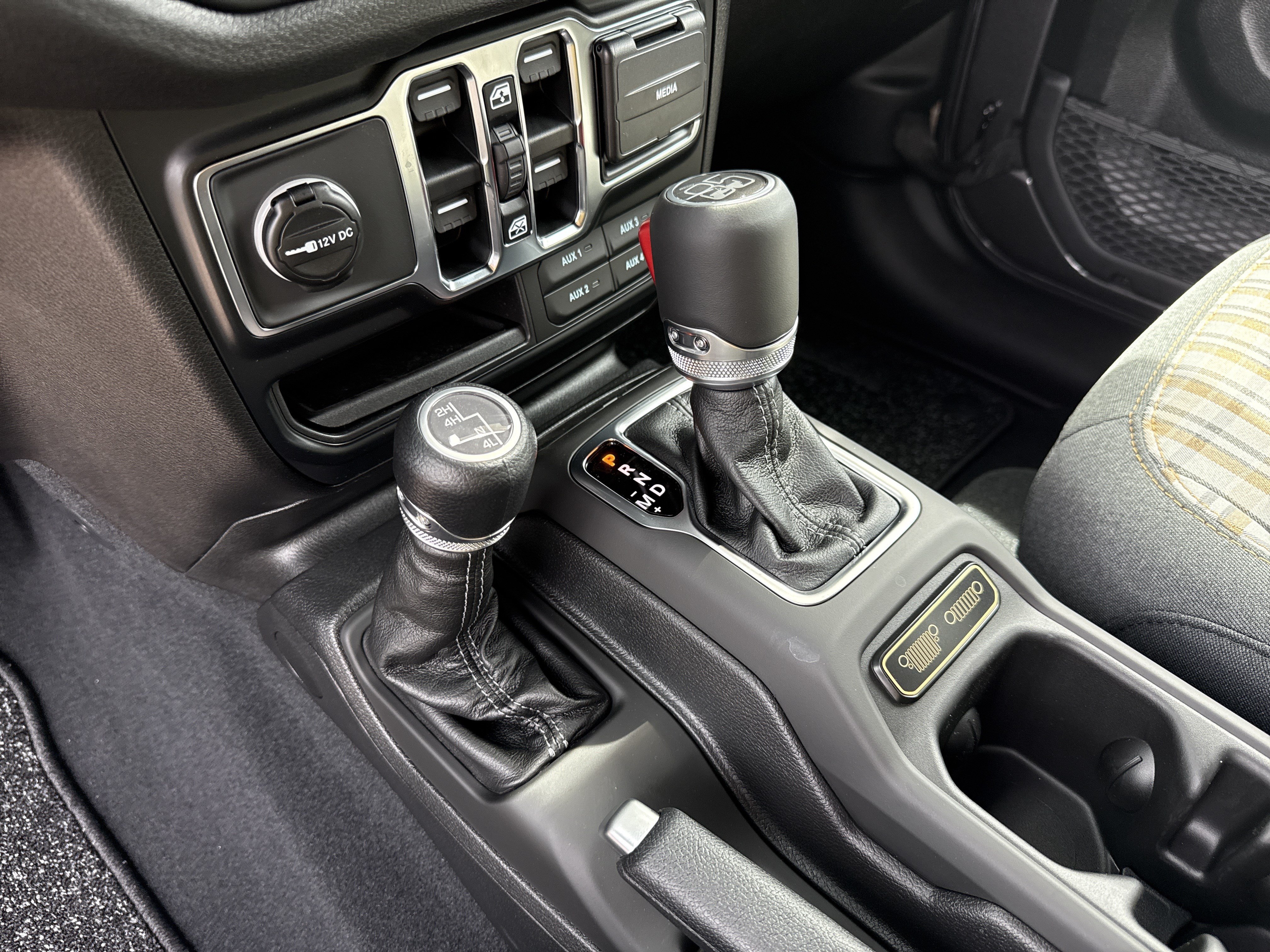 New 2026 Jeep Wrangler Unlimited Sport AWD/4WD image 32