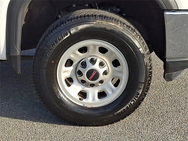 Used 2023 GMC Sierra 2500 Pro w/ Convenience Package image 8