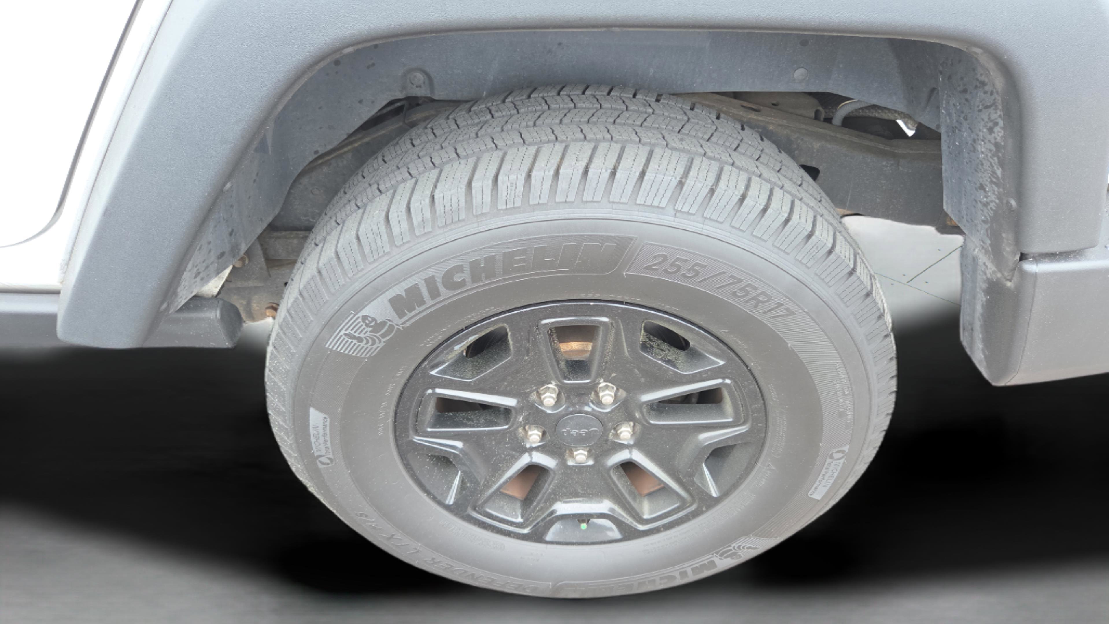 Used 2015 Jeep Wrangler Unlimited Sport image 29