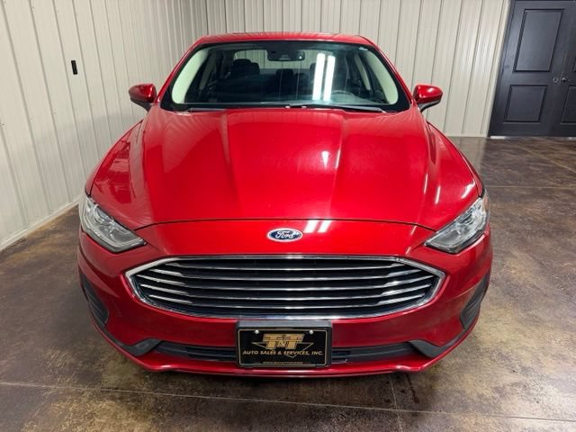 Used 2020 Ford Fusion SE FWD image 2