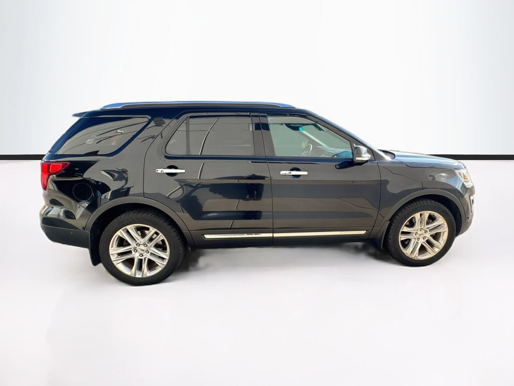 Used 2016 Ford Explorer Limited w/ Equipment Group 301A AWD/4WD image 4