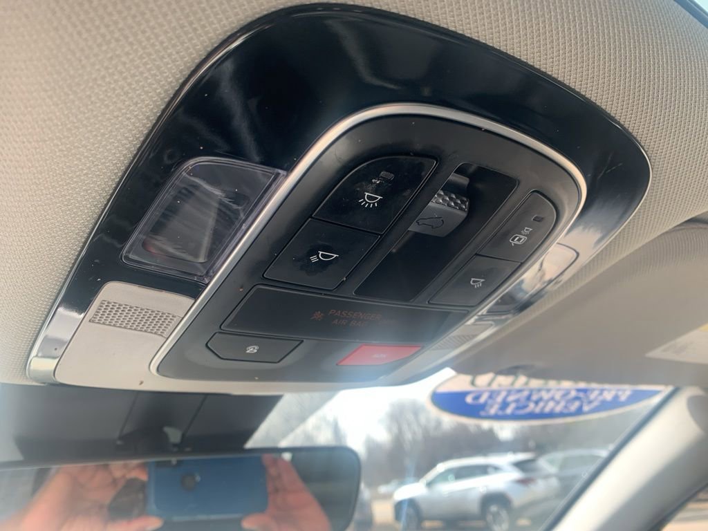 Certified 2023 Hyundai Santa Fe SEL w/ Premium Package image 32